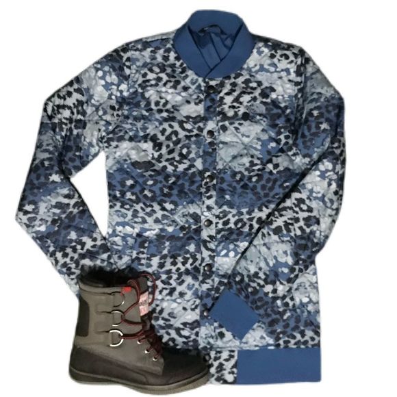 NWOT $149 The North Face | Anna | Blue Ombre Leopard Jacket Slightly Oversized - Picture 12 of 14